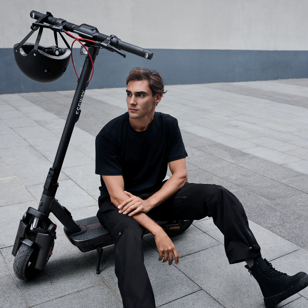 SEGWAY-NINEBOT Max G3 Electric Kick Scooter